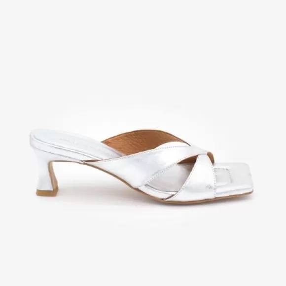 Best Sale Ángel Alarcón Inea - Metallized Leather Sandals With Low Heel