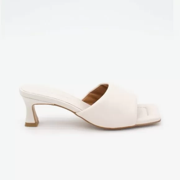 Outlet Ángel Alarcón Insas - Leather Foamed Heeled Mule