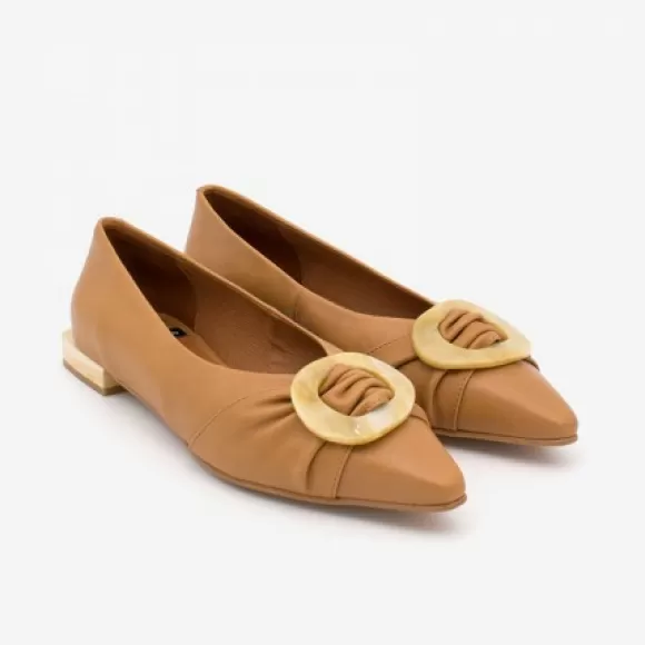 Store Ángel Alarcón Nacora - Women's Leather Pointed Toe Flat With Beige Carey Trim And Heel.