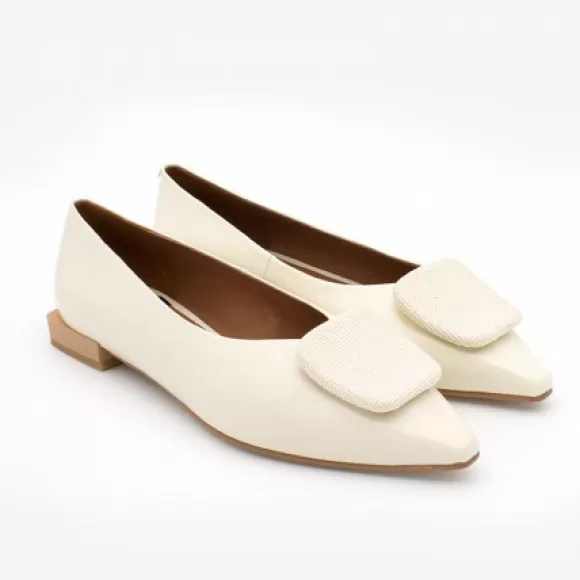 Discount Ángel Alarcón Thelma - Shinny Leather Flats With Raffia Ornament