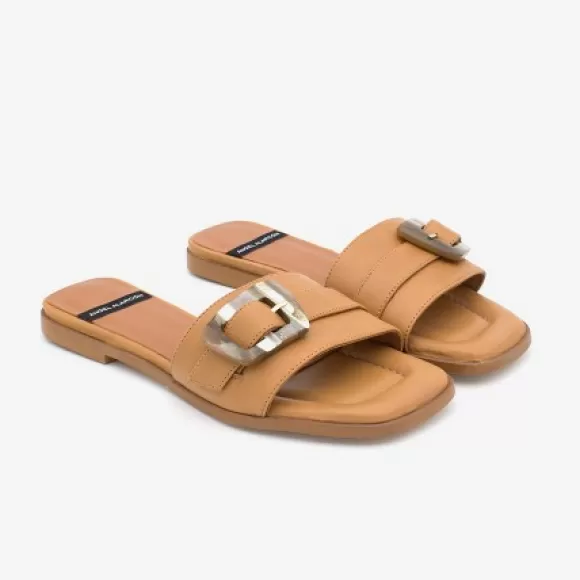 Flash Sale Ángel Alarcón Yasal - Flat Leather Sandal With Tortoiseshell Buckle